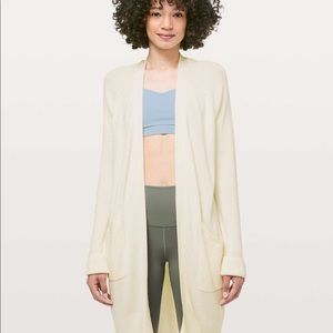 Still at ease Wrap in Off-white